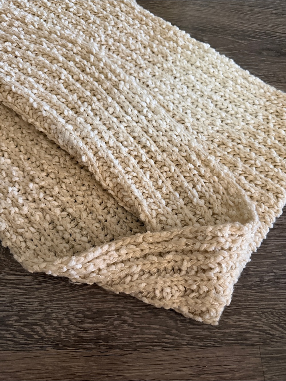 Handmade Cream Knit Infinity Scarf - Picture 4 of 4